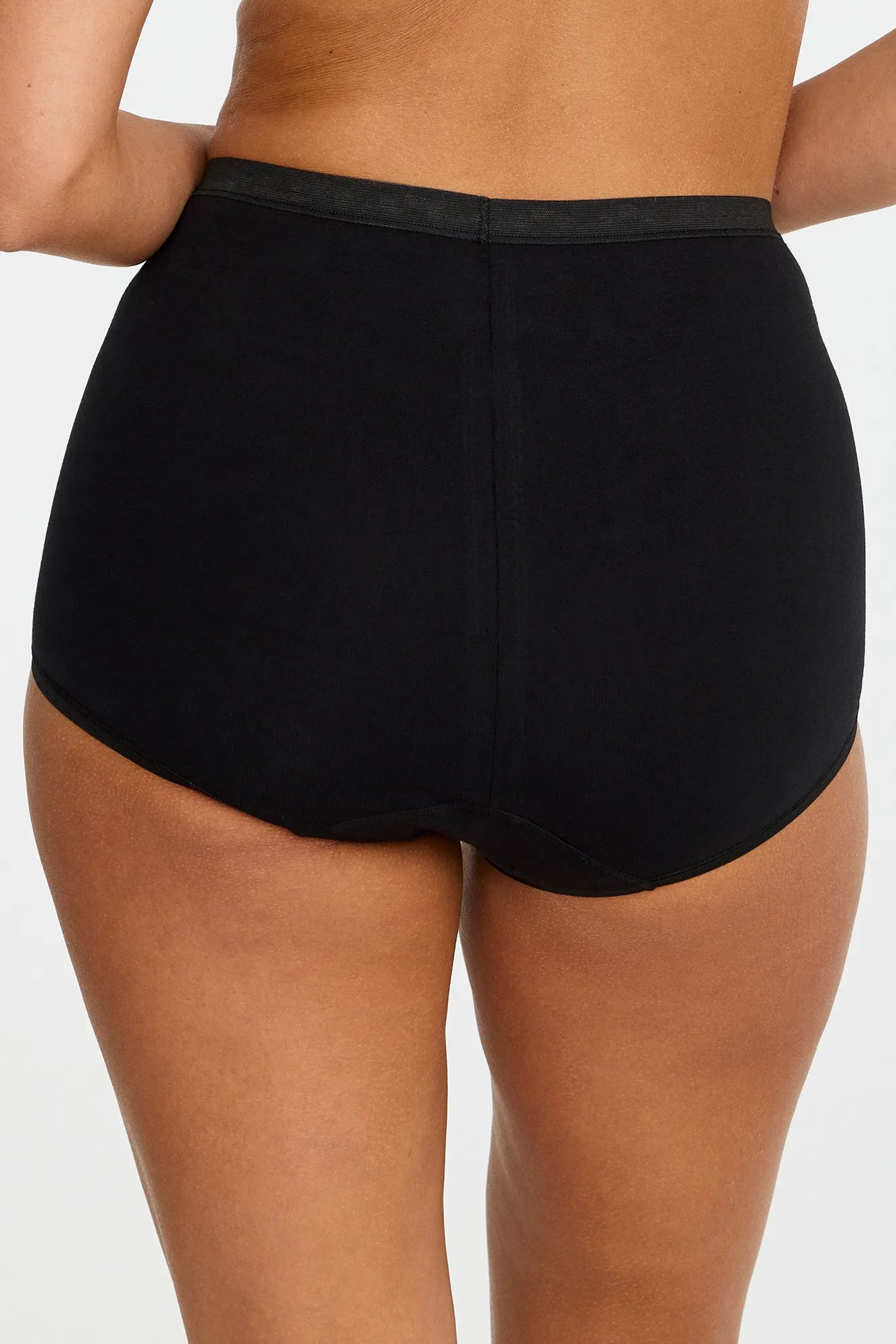 37820-svartx17527-000_2811